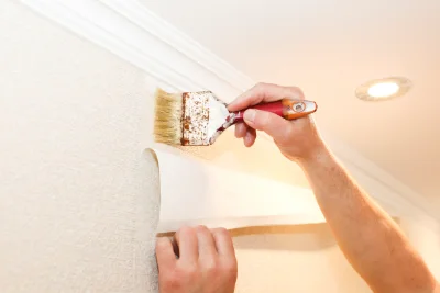 Pose de papier peint à Campagnolles — revêtements muraux et toiles de verre